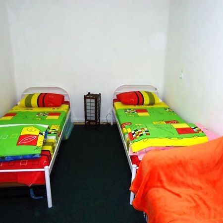 Hostel Kreshatik Kiew Zimmer foto